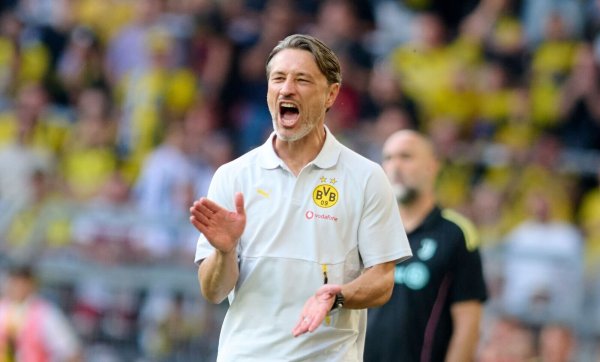 BVB-Coach Kovac treibt seine Spieler an - © Bernd Thissen/dpa