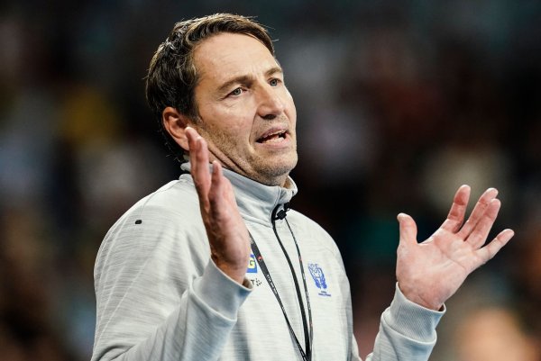 Schwedens Trainer Glenn Solberg und sein Team treffen in der Gruppe C auf Brasilien, Uruguay und Kap Verde. - © Uwe Anspach/dpa/Archivbild