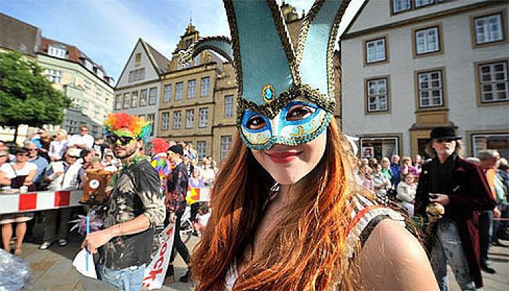 Bunte Riesenparty - © Bielefeld