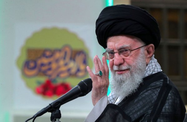 Irans Religionsführer Ali Chamenei begnadigt 3000 Gefangene. (Archivbild) - © ---/Office of the Iranian Supreme Leader/AP/dpa