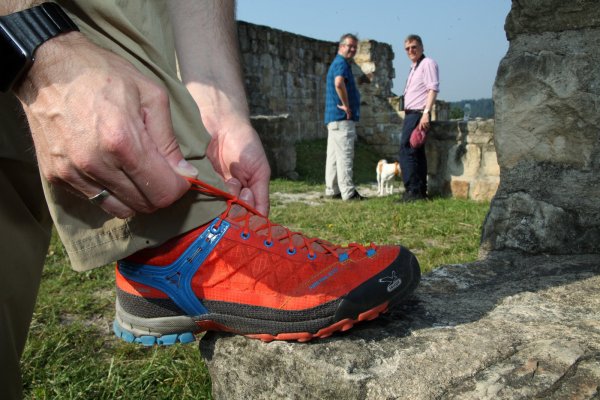 Wandern ist gesund und steht bei vielen touristischen Besuchern Lippes hoch im Kurs. - © Bernhard Preuss