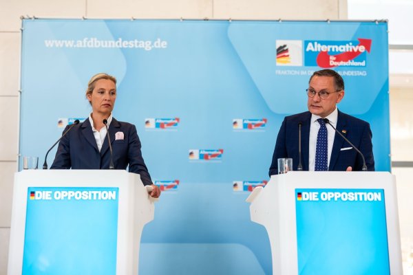 Beschlossen werden sollen auch ein Verhaltenskodex. - © Michael Kappeler/dpa