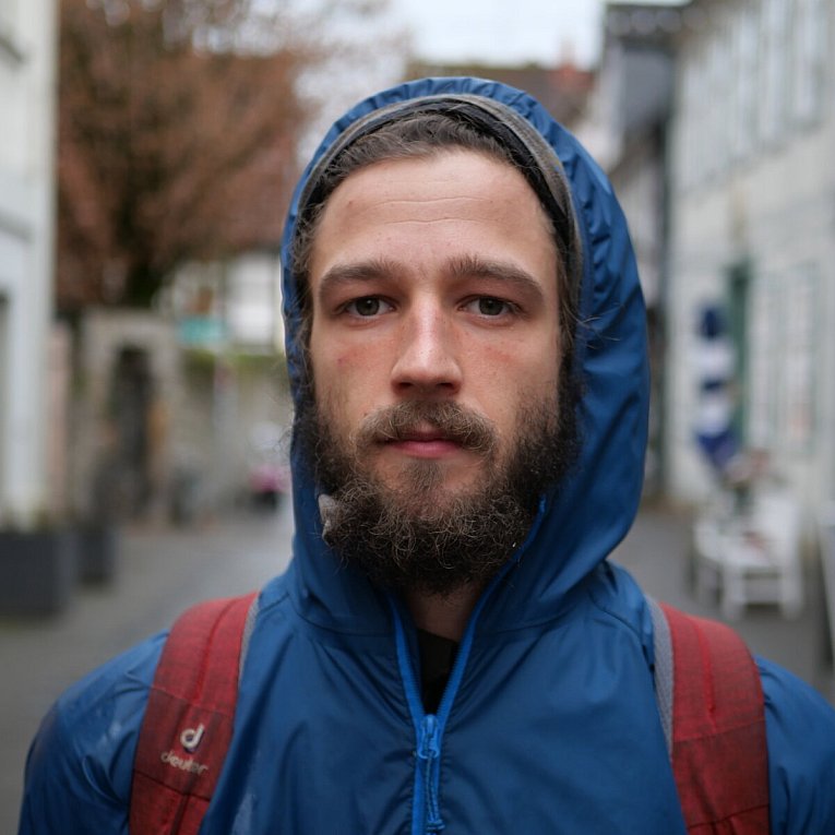 Simon Christiansen, 25 Jahre - 1