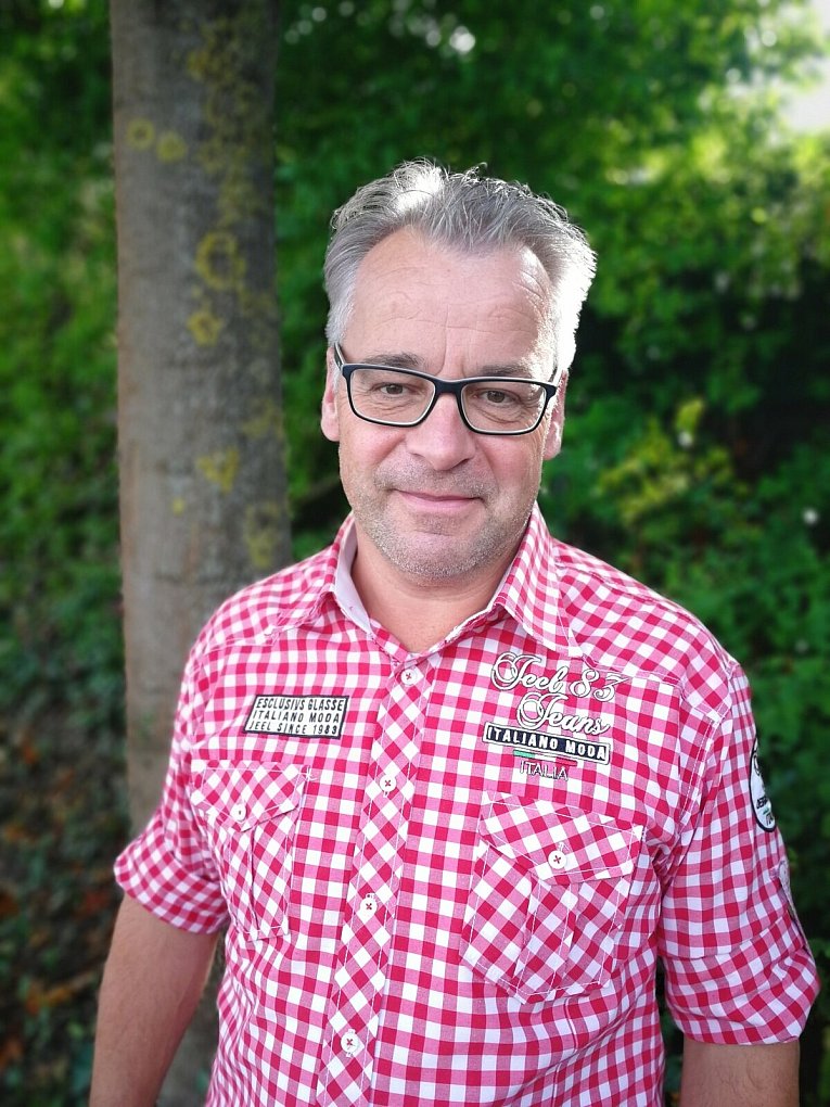 Jan Fischer, 52, Industriekaufmann, Detmold