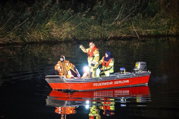 Rettungskräfte konnten nach der Bergung nur noch den Tod des Mannes feststellen. - © Alex Talash/dpa