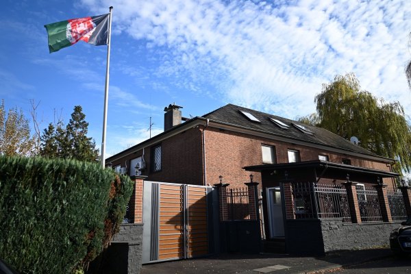 Das afghanische Generalkonsulat in Bonn. - © Federico Gambarini/dpa