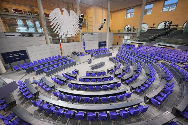 Der Bundestag legt nach dem Ampel-Aus eine Pause ein. - © Michael Kappeler/dpa