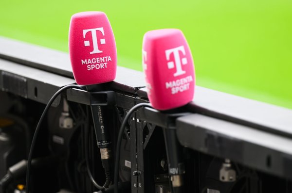 Die Zahl der Telekom-Vertragskunden mit Magenta TV stieg nur um 76.000. - © Robert Michael/dpa