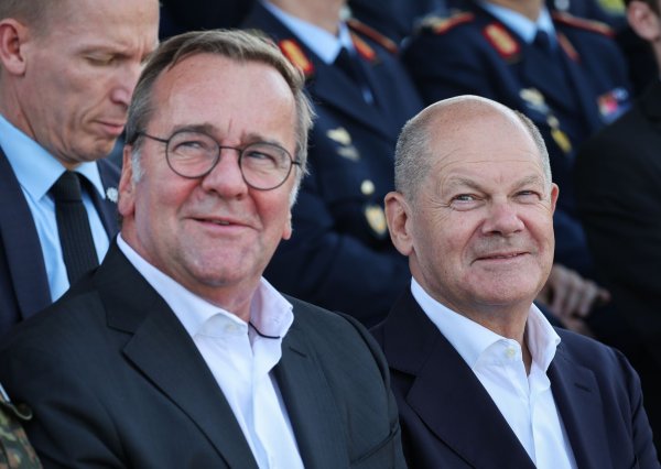 Scholz oder Pistorius? In der SPD ist eine Debatte über den richtigen Kanzlerkandidaten für die Bundestagswahl entbrannt. (Archivbild) - © Christian Charisius/dpa