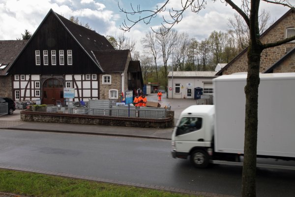 Beengt: der AGA-Recyclinghof an der Orbker Straße. - © Bernhard Preuß