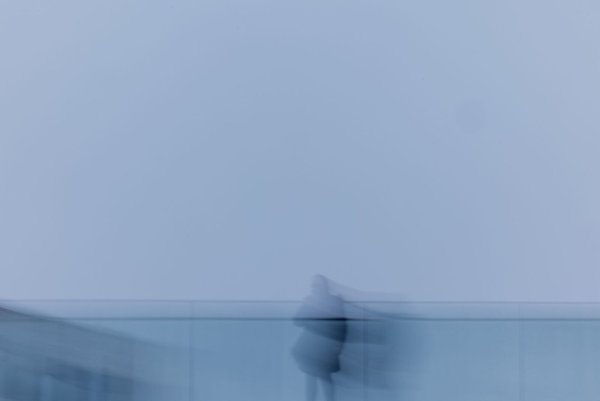 Panikattacken können plötzlich und unerwartet auftreten. (Symbolfoto) - © Rolf Vennenbernd/dpa/dpa-tmn