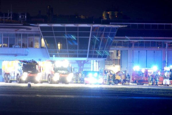 Für rund eine Stunde war der Flugbetrieb am Flughafen Stuttgart komplett unterbrochen. - © SDMG/dpa