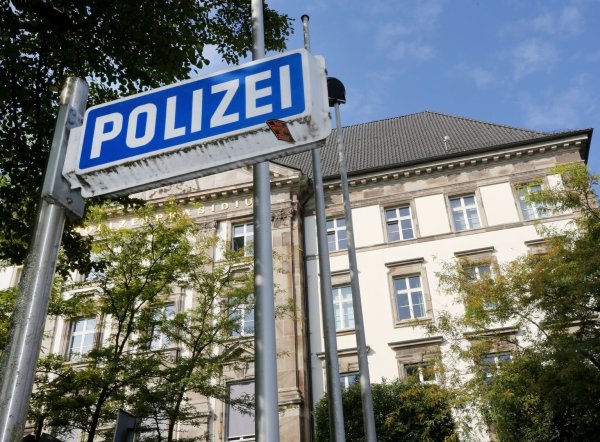 Strafbefehle gegen Polizisten - © Foto: Roland Weihrauch/dpa