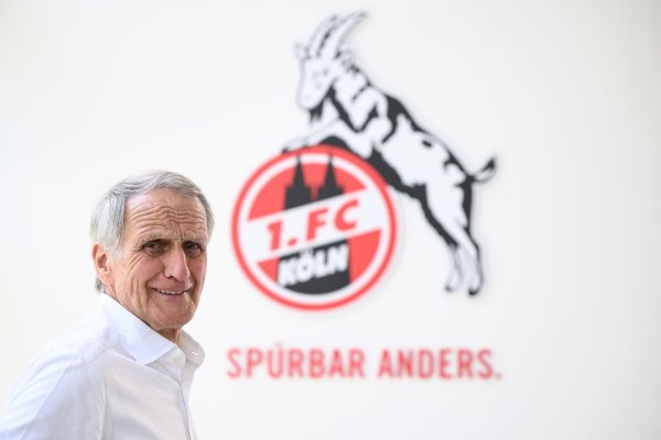 Wolfgang Overath, Fußball-Legende und Weltmeister von 1974 im Geißbockheim des 1. FC Köln. - © Federico Gambarini/dpa