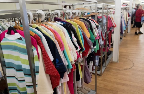 Gebrauchte Kleidung - © Foto: Stefan Sauer/dpa-Zentralbild/dpa