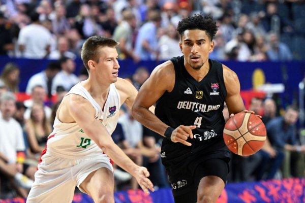 - © Federico Gambarini/dpa