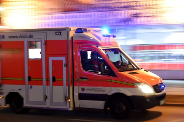 Bei einem tödlichen Arbeitsunfall ist in Bad Salzuflen ein Mitarbeiter ums Leben gekommen. (Symbolbild) - © Carsten Rehder/dpa