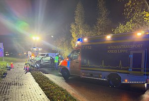 Unfall B66 Dörentrup - 1 - Feuerwehr Dörentrup