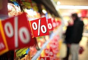 Bild zu Lockangebote: So viel Ware müssen Händler wirklich vorhalten