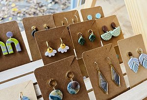 Grundschullehrerin mit kreativem Nebenjob erfolgreich