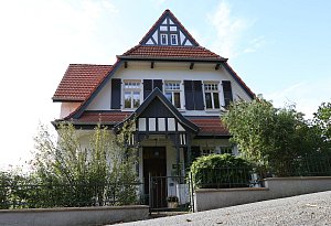 Blick in die denkmalgeschützte Villa der Niebels an der Friedrich-Pieper-Straße