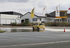 LZ-Boten beim Fahrsicherheitstraining