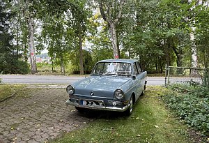 Der BMW des ehemaligen Rallyefahrers Albrecht Homann