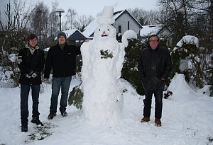 LZ-Leser zeigen ihre schönsten Schneemänner