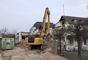 Das Kurhaus anno dazumal und der aktuelle Umbau