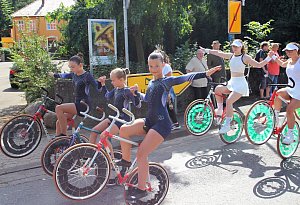 Umzug beim Dorffest Lieme