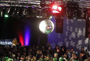 "Hunky Dory Revival Party"