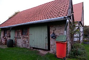 Blick in ein Denkmal in Lüdenhausen