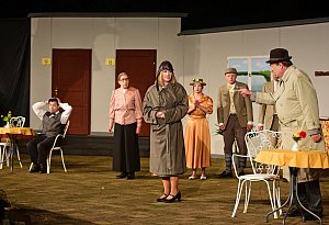 Freilichtbühne Bellenberg: Weekend im Paradies