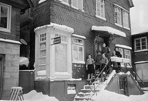 Blick ins Denkmal von Daniel Wahren