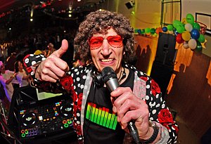 "Kalledonien - Helau!" - So feiern die Kalldorfer Karnevalisten