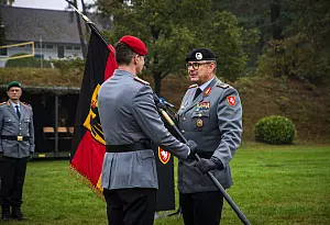 Bild zu Rad statt Kette: Neue Artillerieeinheit für Augustdorf – Panzerbrigade 21 wächst weiter