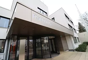 Bild zu Neonazi sitzt in Leopoldsh&ouml;her Aussch&uuml;ssen