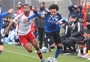 Arminia Bielefeld und Fortuna Düsseldorf trennen sich 2:2.