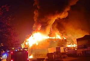 Bad Driburg: Gro&szlig;brand in einer W&auml;scherei