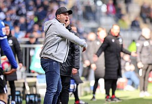 Arminia Bielefeld unterliegt Heidenheim 0:1.