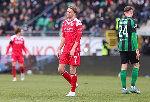 Arminia Bielefeld unterliegt Preußen Münster 1:2.