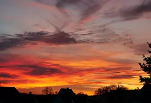 Bild zu „Die Engel backen Plätzchen“: So schön ist der Winterhimmel über Lippe - viele Fotos