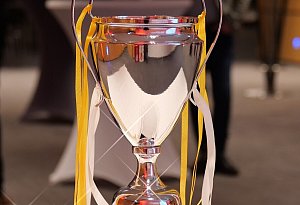 Der Pokal - J&ouml;rg Hagemann