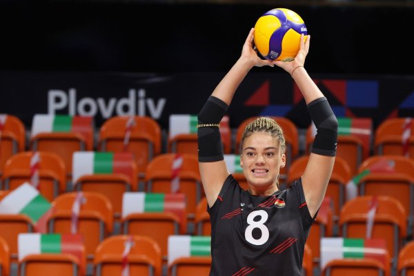 Kimberly Drewniok kehrt in die Nationalmannschaft zurück. - © -/eurovolley/CEV/dpa