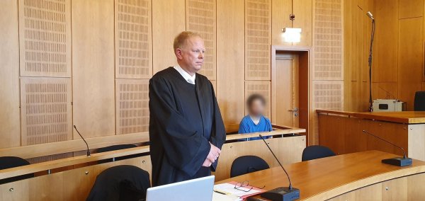 Kinder auf Grundschul-Toiletten missbraucht: Verdächtiger schweigt. - © Martin Höke/dpa