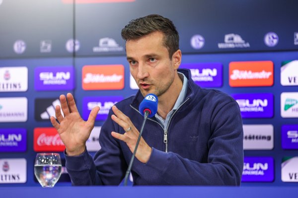 Matthias Tillmann sehnt sich auf Schalke nach Kontinuität. - © Tim Rehbein/dpa