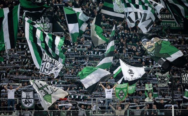 Künftig werden die Fans von Borussia Mönchengladbach nicht mehr über die Plattform X informiert. - © Fabian Strauch/dpa
