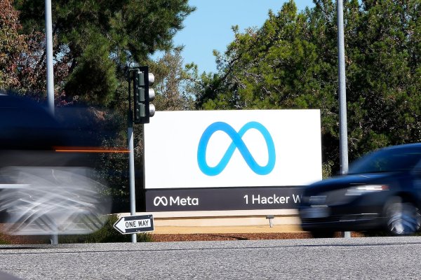 Die Meta-Unternehmenszentrale in Menlo Park (Silicon Valley). - © Tony Avelar/AP/dpa