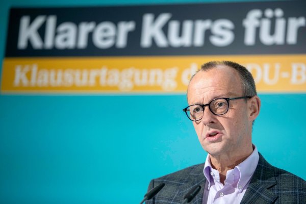 CDU-Parteichef Friedrich Merz grenzt die Partei gegen die konservative Werteunion ab. - © Helmut Fricke/dpa