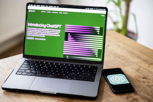 Künstliche Intelligenz «hat das Potenzial, enorme Produktivitätsschübe auszulösen». - © Hannes P. Albert/dpa